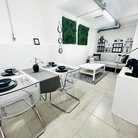 아파트 Studio, Great Location *
